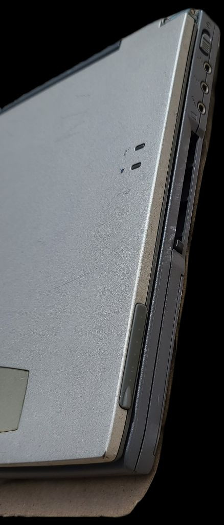 Acer TravelMate 340 노트북 판매합니다. 이미지