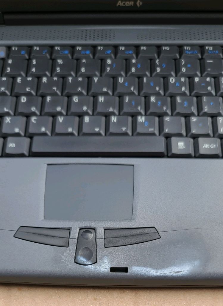 Acer TravelMate 340 노트북 판매합니다. 이미지