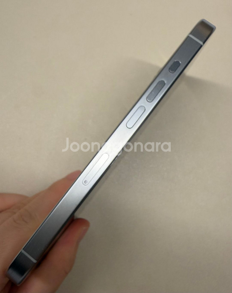 아이폰15 프로 128기가 화이트 판매--4