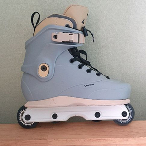 어그레시브 인라인 스케이트 펙션 faction