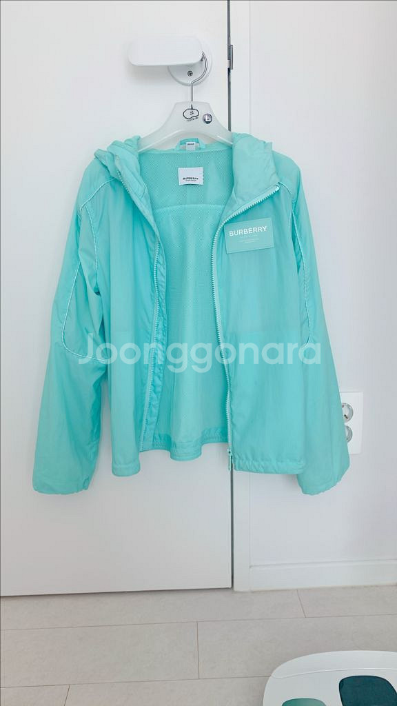 버버리 키즈 후드 바람막이(10Y, 140사이즈)--0