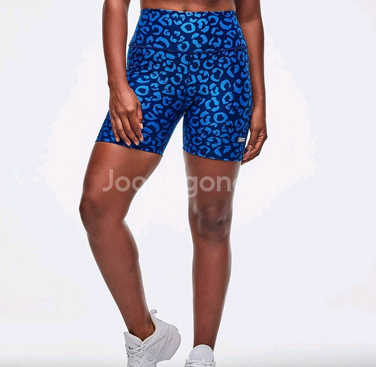 줌바웨어 신상 바이커쇼츠XS--0