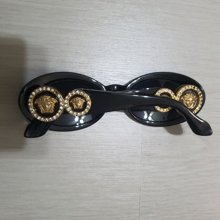 베르사체 정품 선글라스 527 모델 이미지