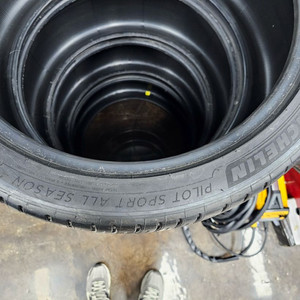 미쉐린 파일럿 스포츠 A/S4 255/40R20 타이어