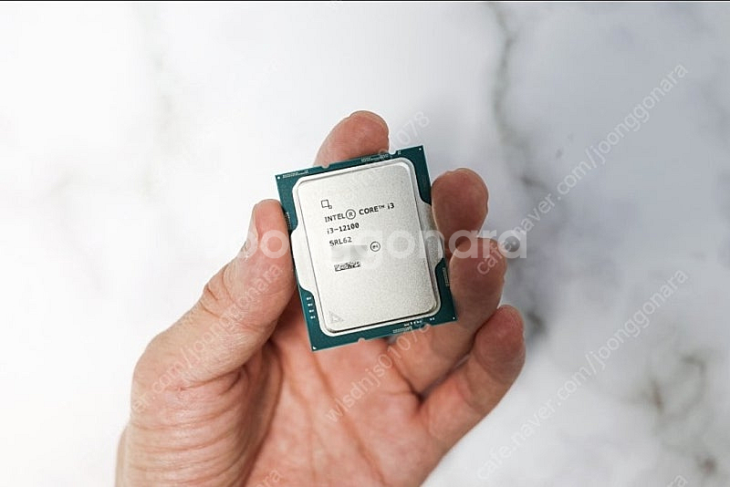 i3 12100 내장그래픽 o--0
