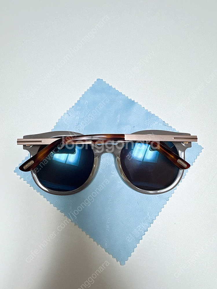 롯백구매 톰포드 선글라스 거의 새거 사용감거의없음--2