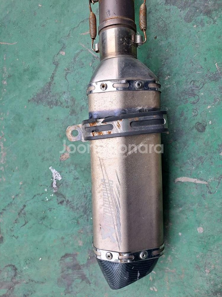 혼다 CBR125R 머플러 중고--1