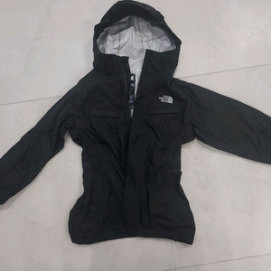 노스페이스 바람막이 M (10-12세용)
