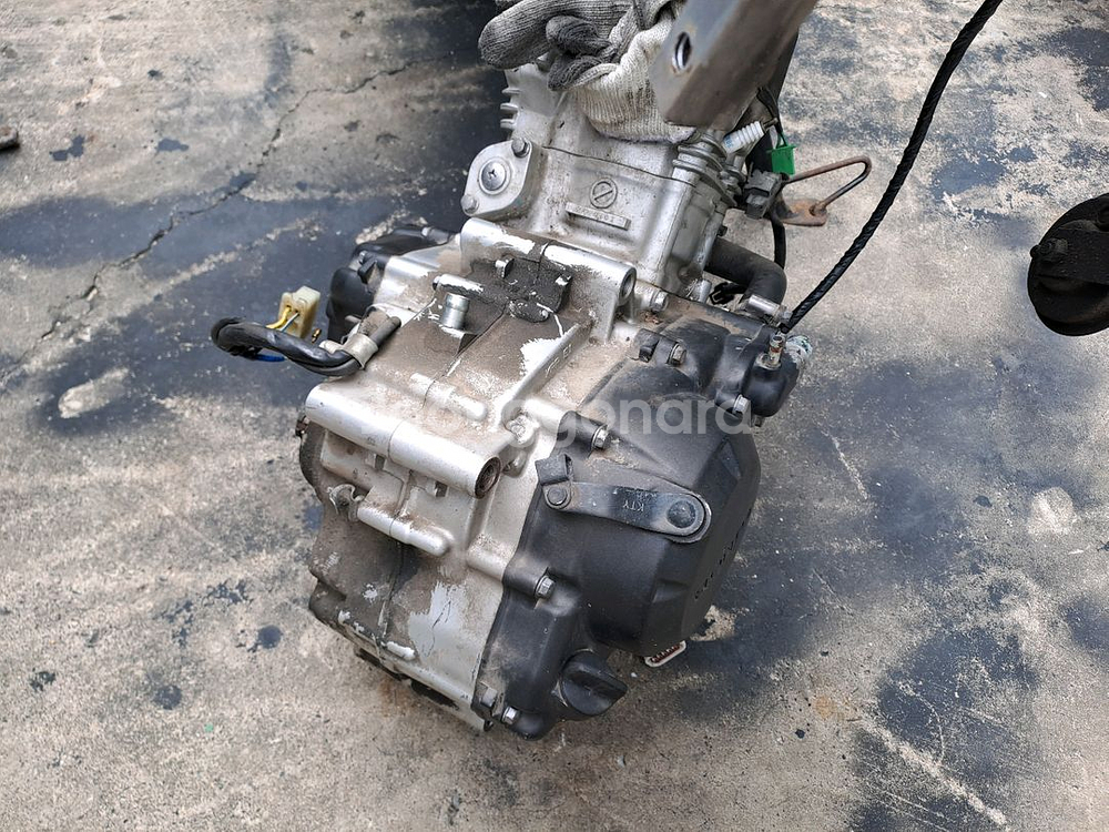 혼다 CBR125R 엔진 중고--0