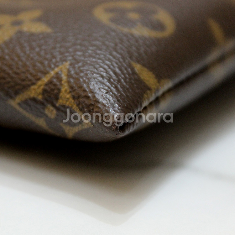 [명품다올동래] 루이비통 모노그램 디스커버리 클러치--4