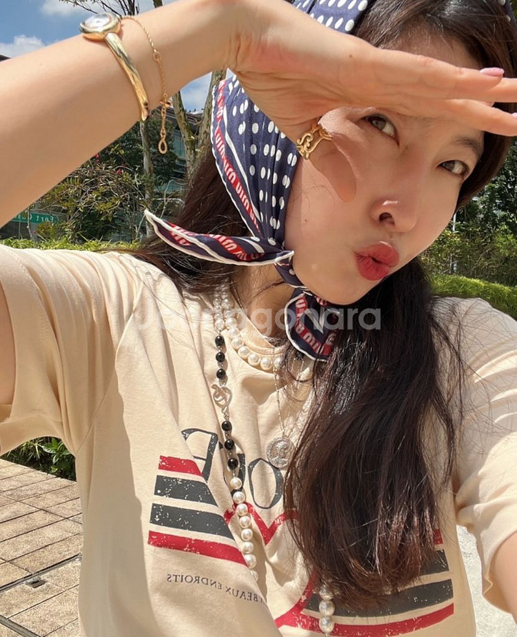 [코스모폴리탄 예지스]LAMOUR 티셔츠(버터)--7