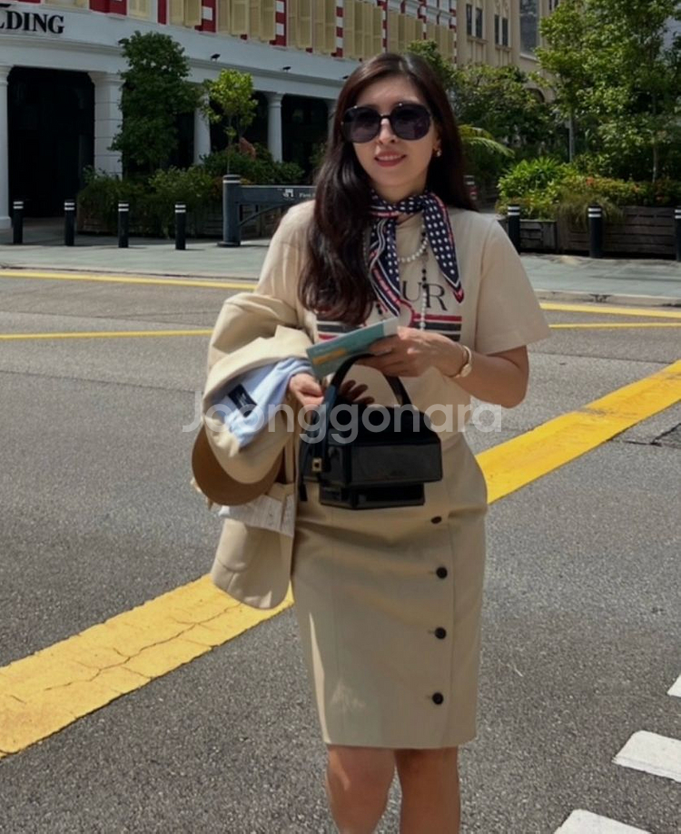 [코스모폴리탄 예지스]LAMOUR 티셔츠(버터)--13