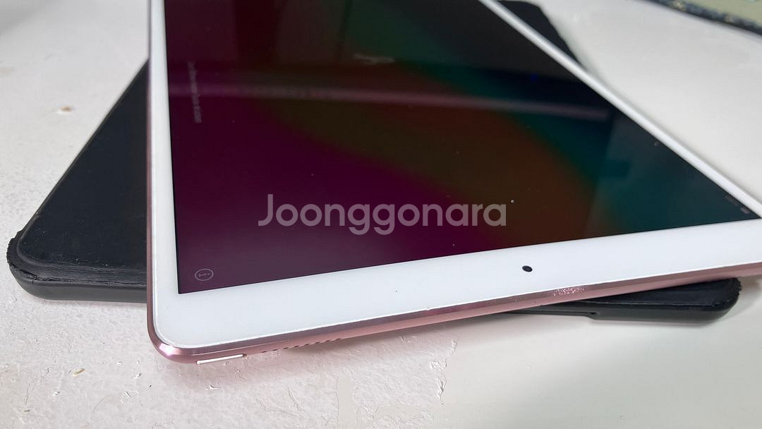 아이패드 프로 10.5 Wi-Fi 64G + 애플펜슬 1세대 판매합니다.--3