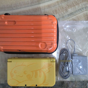 닌텐도 3ds xl 피키츄에디션 힌국정발판 레어템