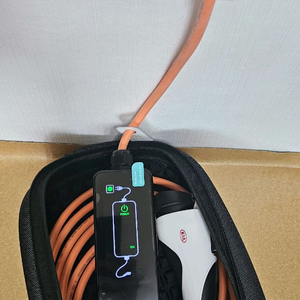 기아 전기차 비상용(220V) 충전기 미사용 팝니다