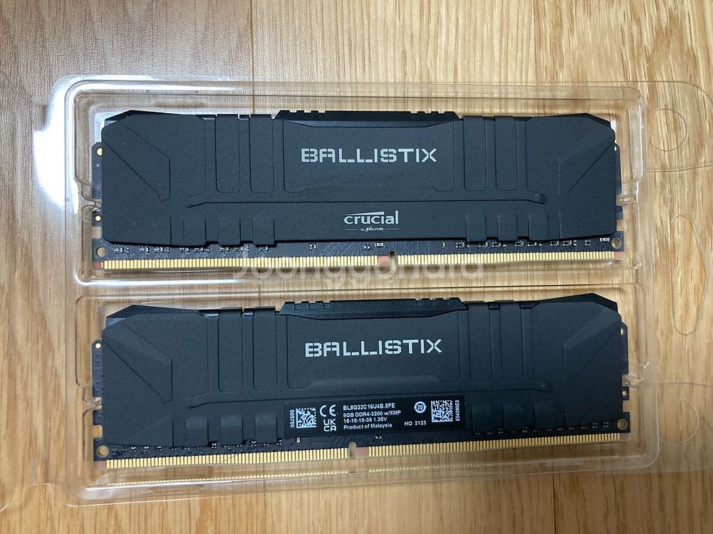 Ballistix DDR4 16GB (8GB x 2)--0