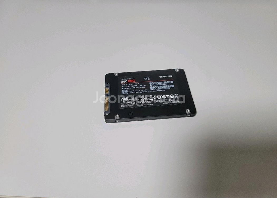 860 PRO 1TB--0