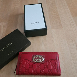 구찌 지퍼 장지갑 새상품