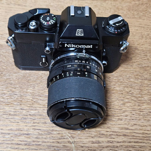 니콘의 필름카메라 Nikon Nikomat EL