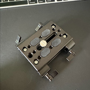 스몰리그 베이스 플레이트