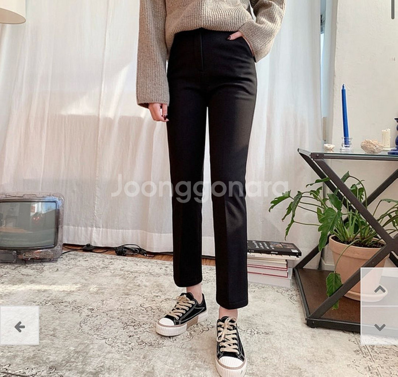 융털 일자 슬랙스--0
