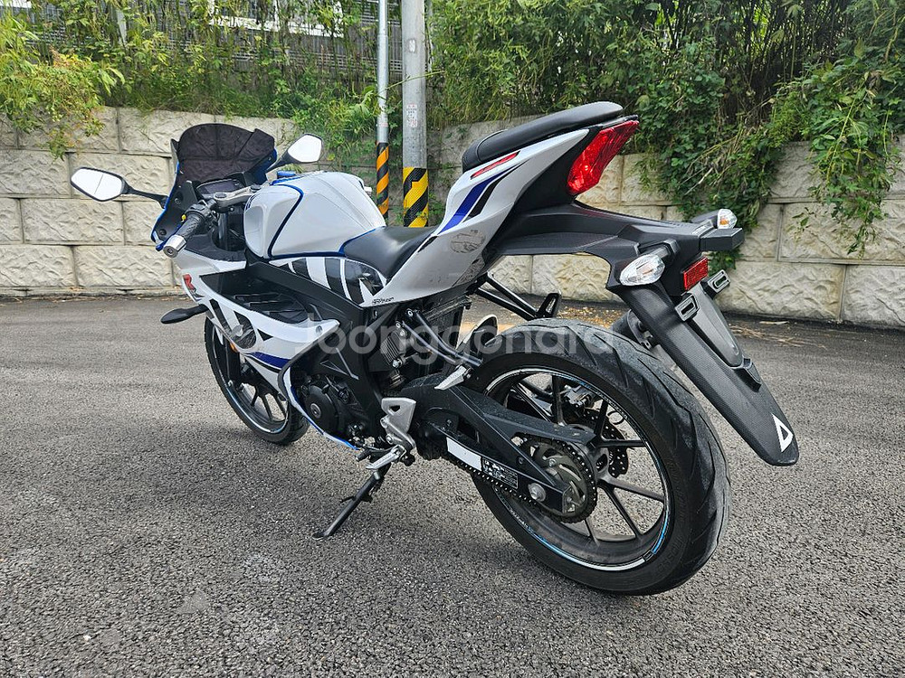스즈키gsxr125 / 22년식 / 2만키로 / 280--4