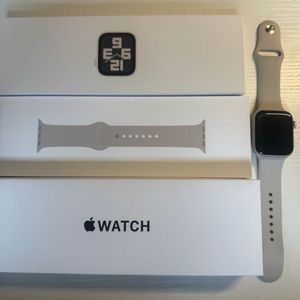 애플워치 se 2세대 Gps 44mm 거의 풀박스