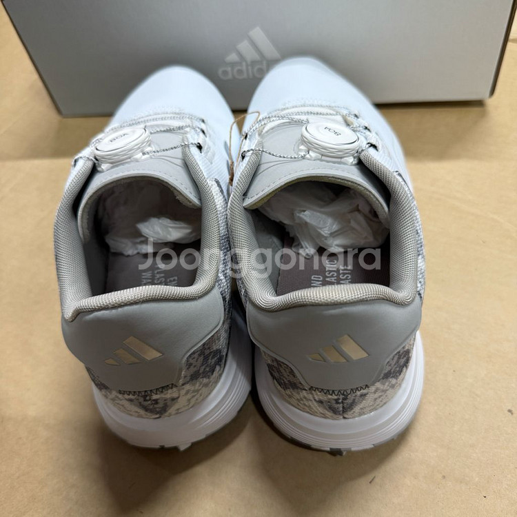 아디다스 s2G 보아 23 남자 255 사이즈 미사용--3