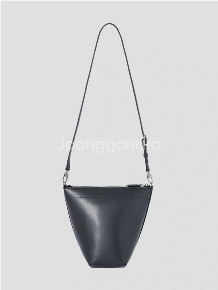 (새상품) 구호 KUHO 레더 미니 숄더백--1