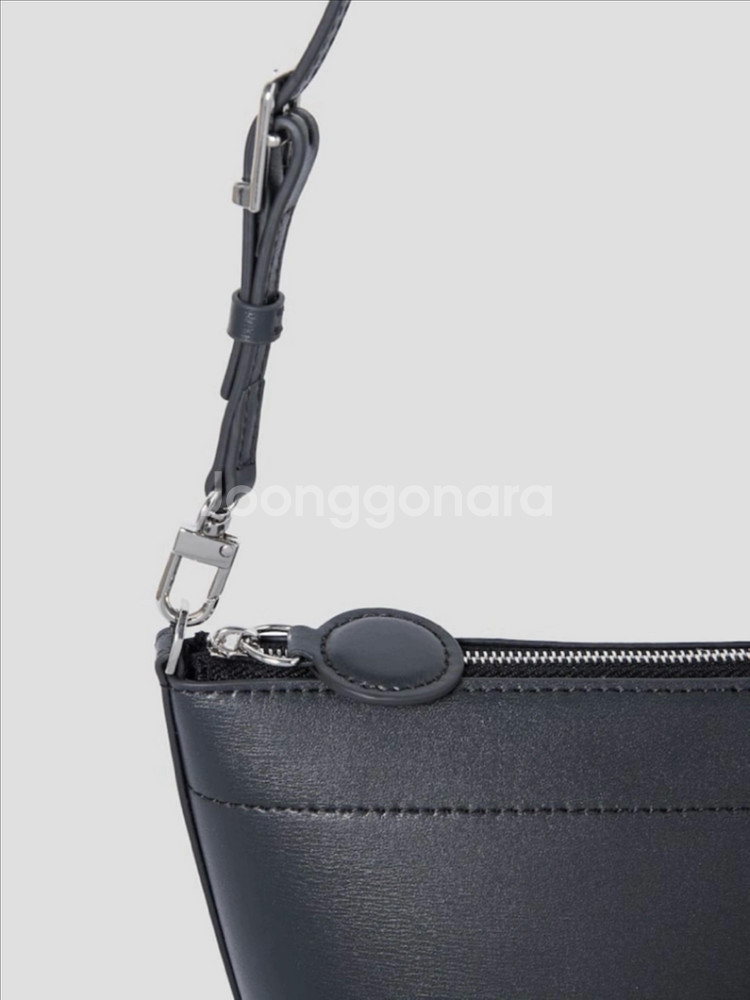 (새상품) 구호 KUHO 레더 미니 숄더백--5