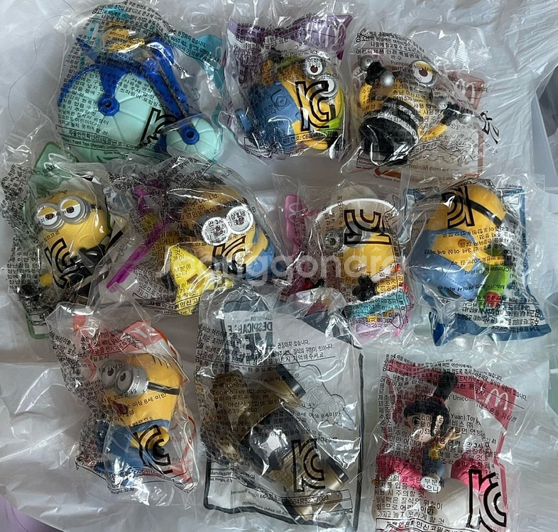 미니언즈 팝콘통+미니언즈 해피밀 일괄--3