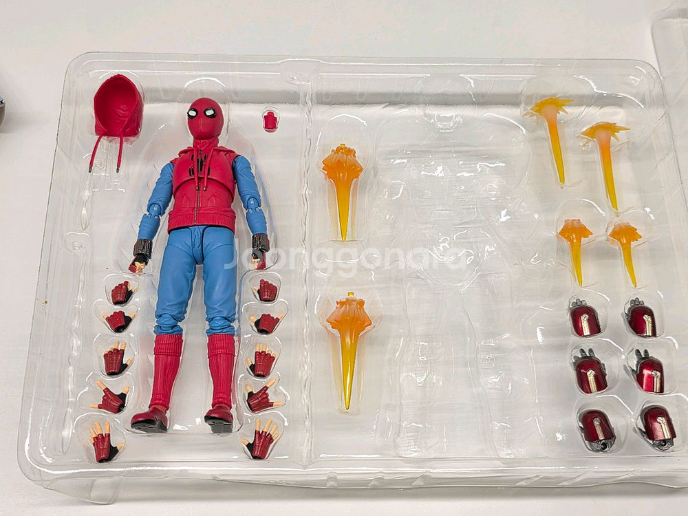 shf 스파이더맨 홈커밍 홈메이드슈트 피규어 판매합니다--2