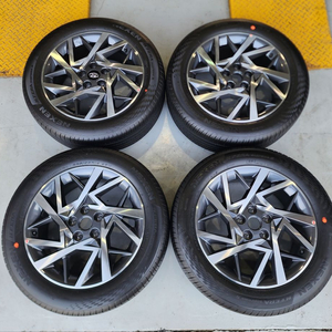 디올뉴 그랜저 GN7 18인치 임판 휠타이어(아이오닉6