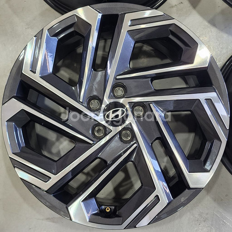 투싼 NX4 19인치 휠, 싼타페 19인치 휠--3