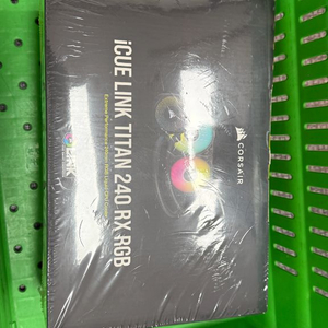 커세어 icue link titan 240 rx rgb