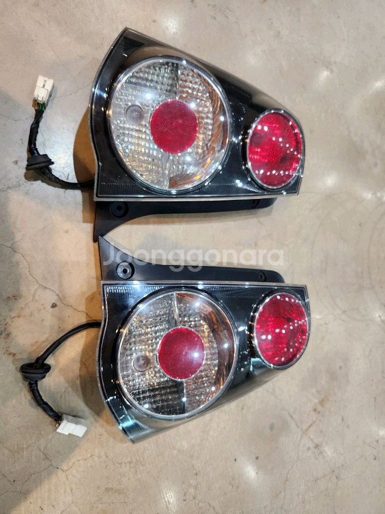 뉴모닝 스페셜 후미등 한세트--0