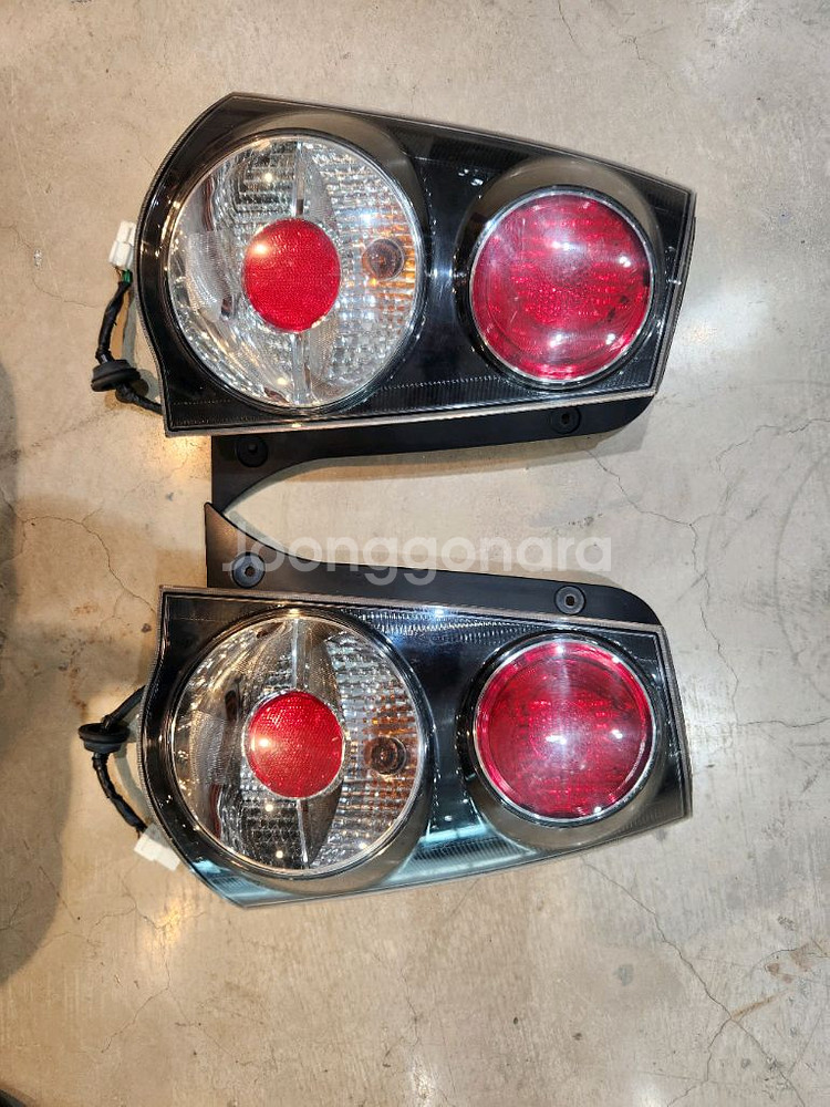 뉴모닝 스페셜 후미등 한세트--1