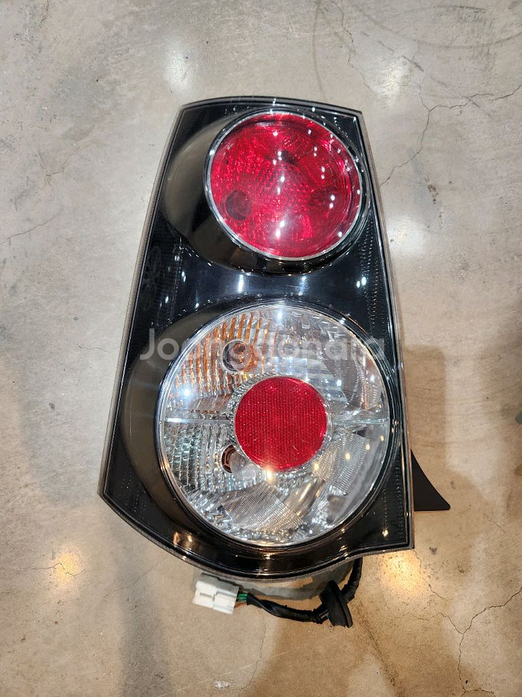 뉴모닝 스페셜 후미등 한세트--3