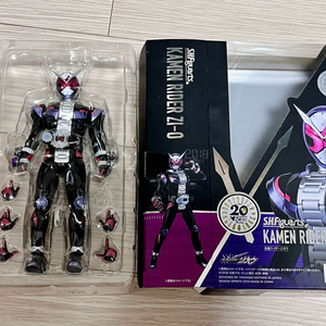 SHF 가면라이더 제품 팝니다.
