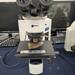 올림푸스 금속현미경 BX51M 이미지