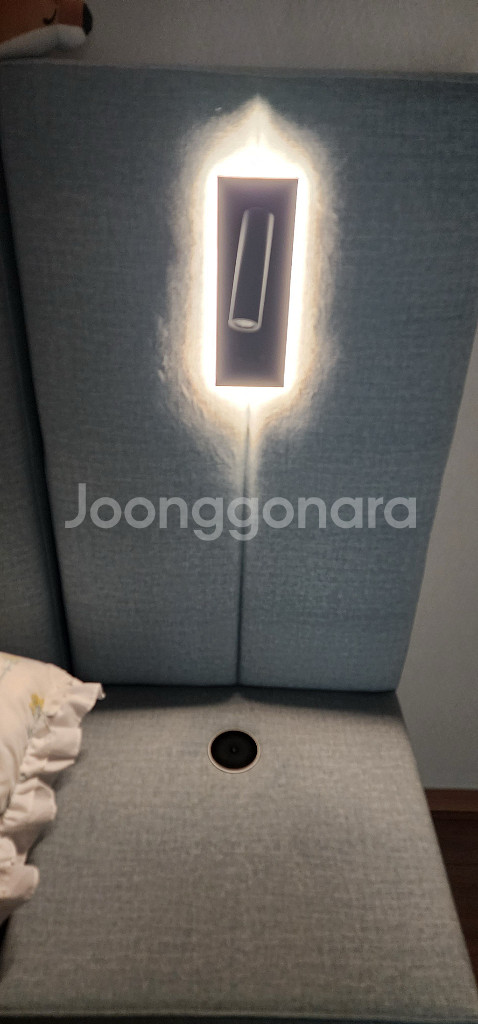 호텔형 침대 협탁세트 판매합니다--4