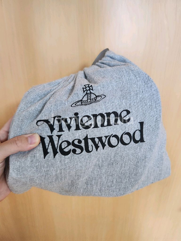 비비안웨스트우드 루이즈 하트 가방--3