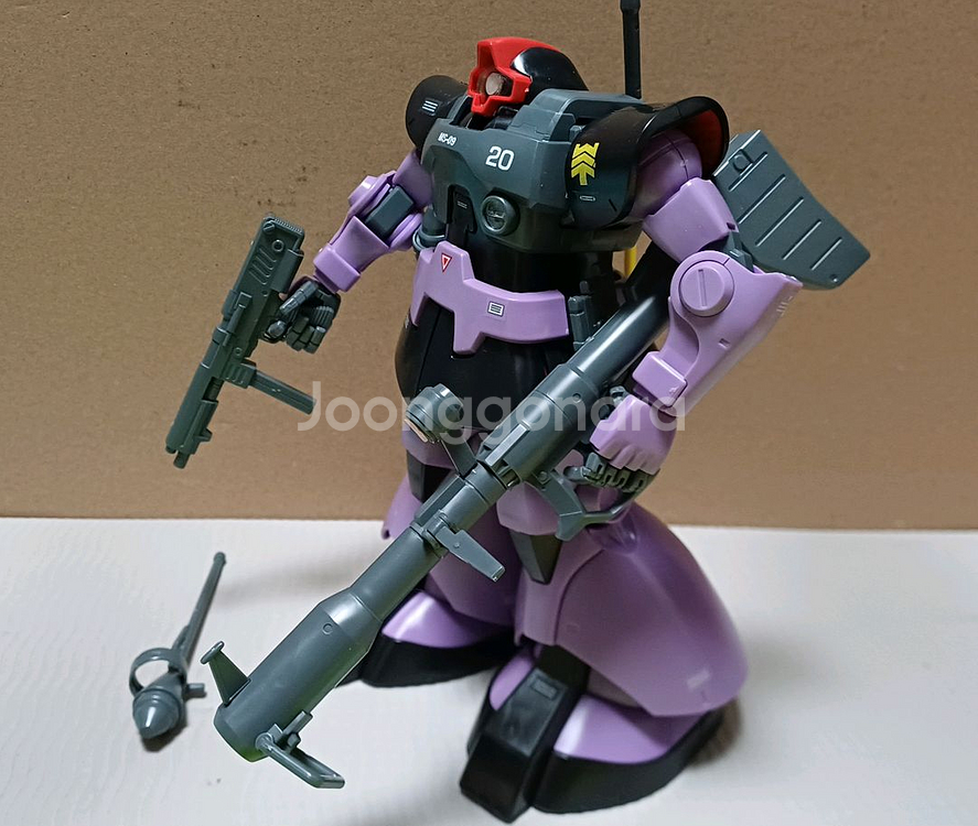 MG 돔 조립품 (건담,릭돔,가조, 순조,반다이)--1