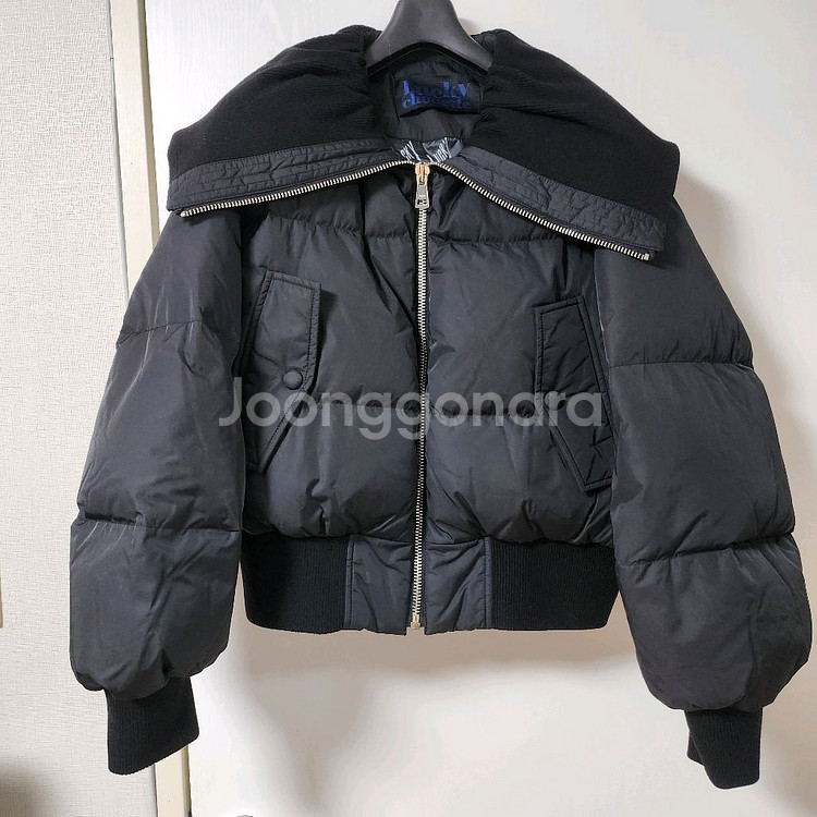 럭키슈에뜨 구스패딩--3