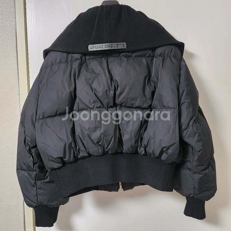 럭키슈에뜨 구스패딩--5