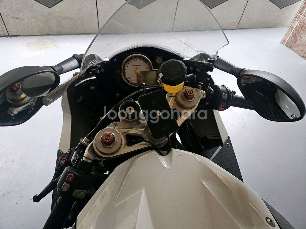 11년식 BMW s1000rr 68xxxxkm 팝니다--8