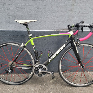 메리다 스컬트라 905 카본 로드바이크. 판매