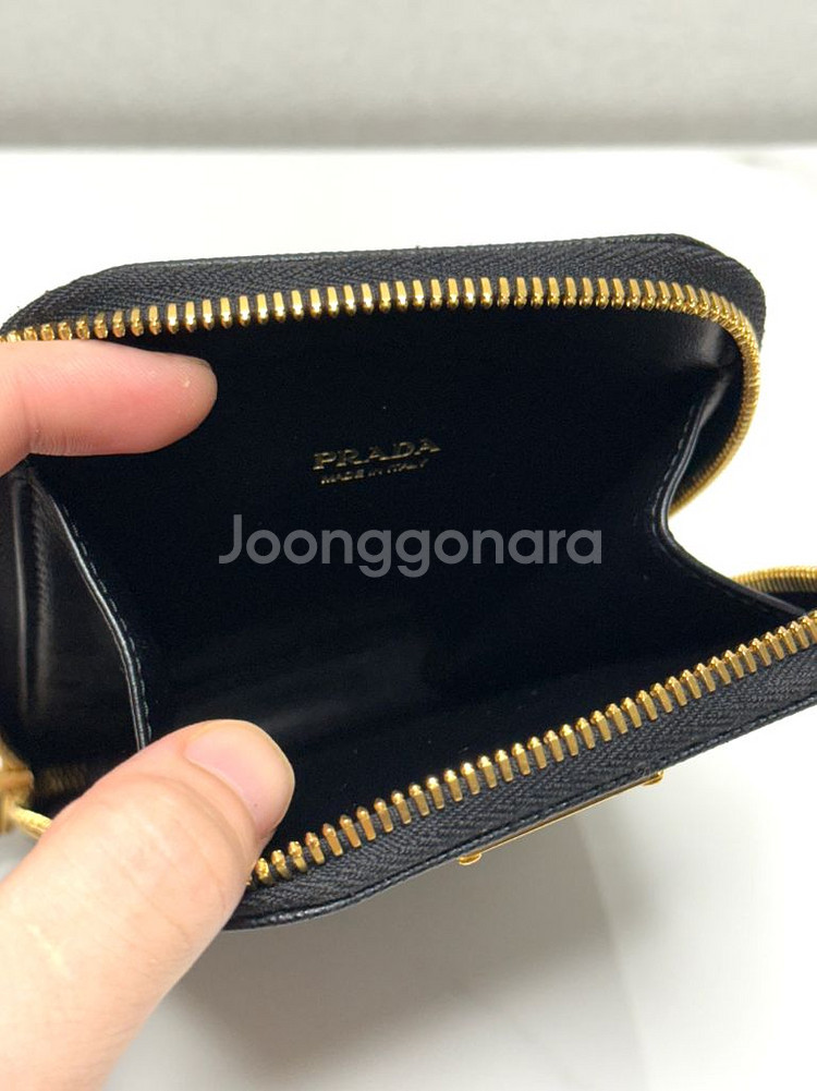 (내장칩/A+)프라다 사피아노 미니 폰홀더 크로스백--7