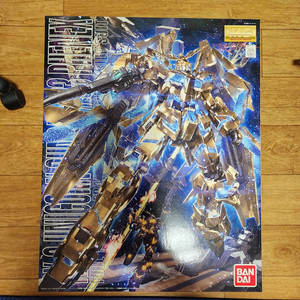 반다이 mg 유니콘 페넥스 새상품 팝니다