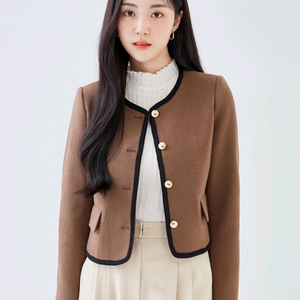 로엠 브라운 배색 라운드넥 자켓
